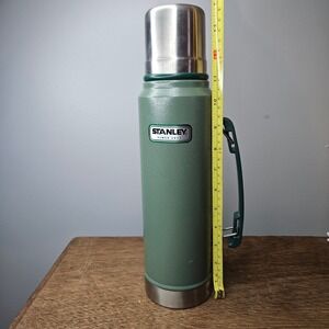 Stanley Classic Legendary Bottle 1.1qt 1.0L Hammertone Green 10-01959-001 Flask